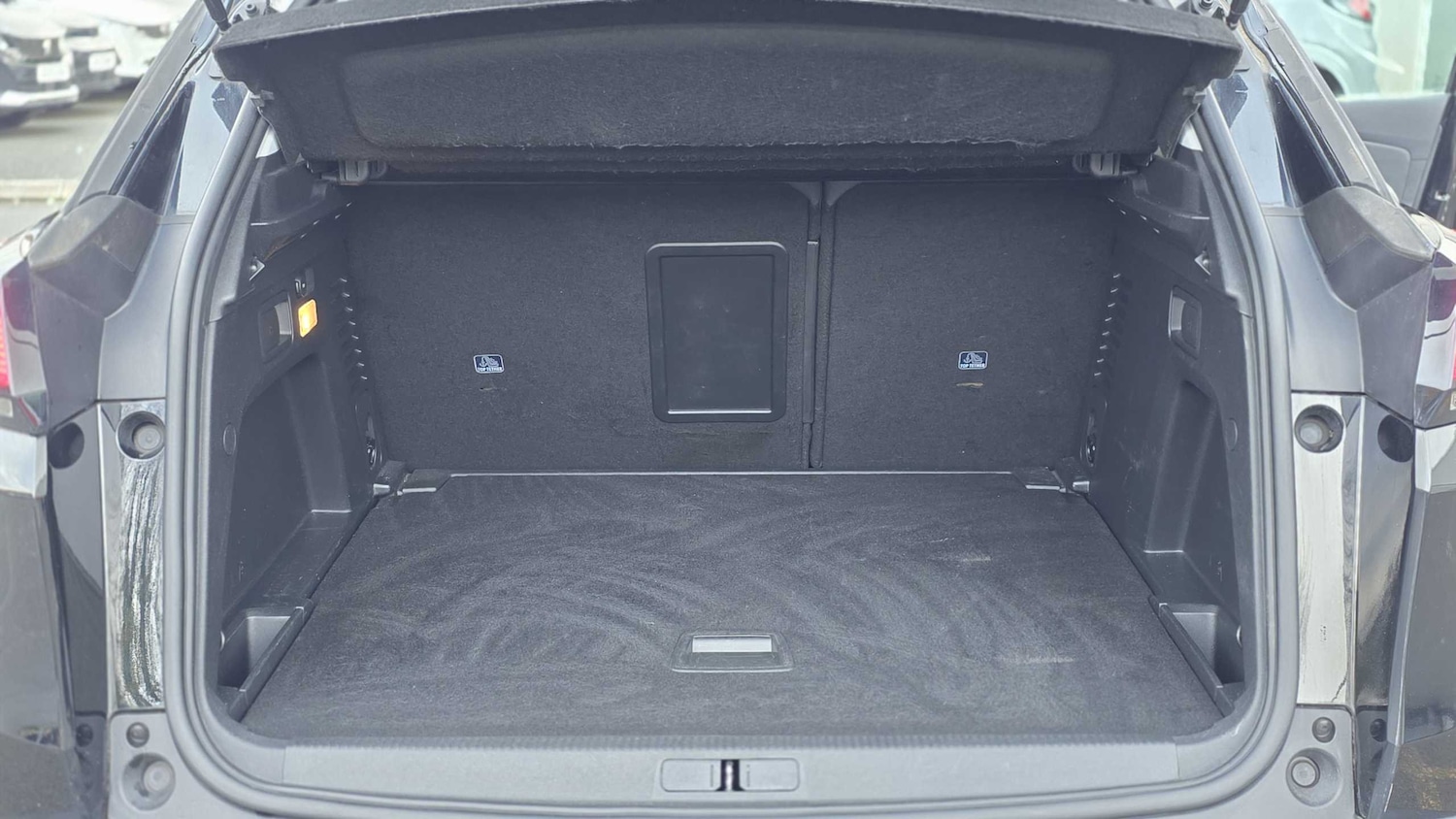 Used Peugeot 3008 2018 for sale - 76774201: Photo 12