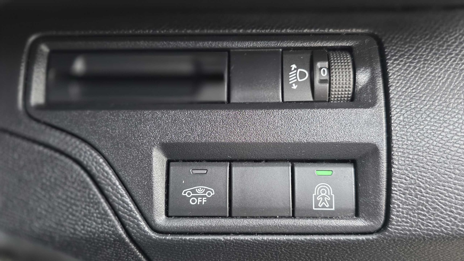 Used Peugeot 3008 2018 for sale - 76774201: Photo 19