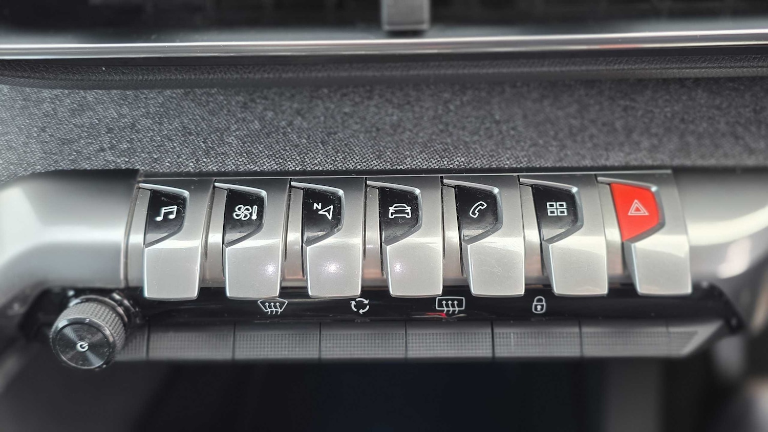 Used Peugeot 3008 2018 for sale - 76774201: Photo 25