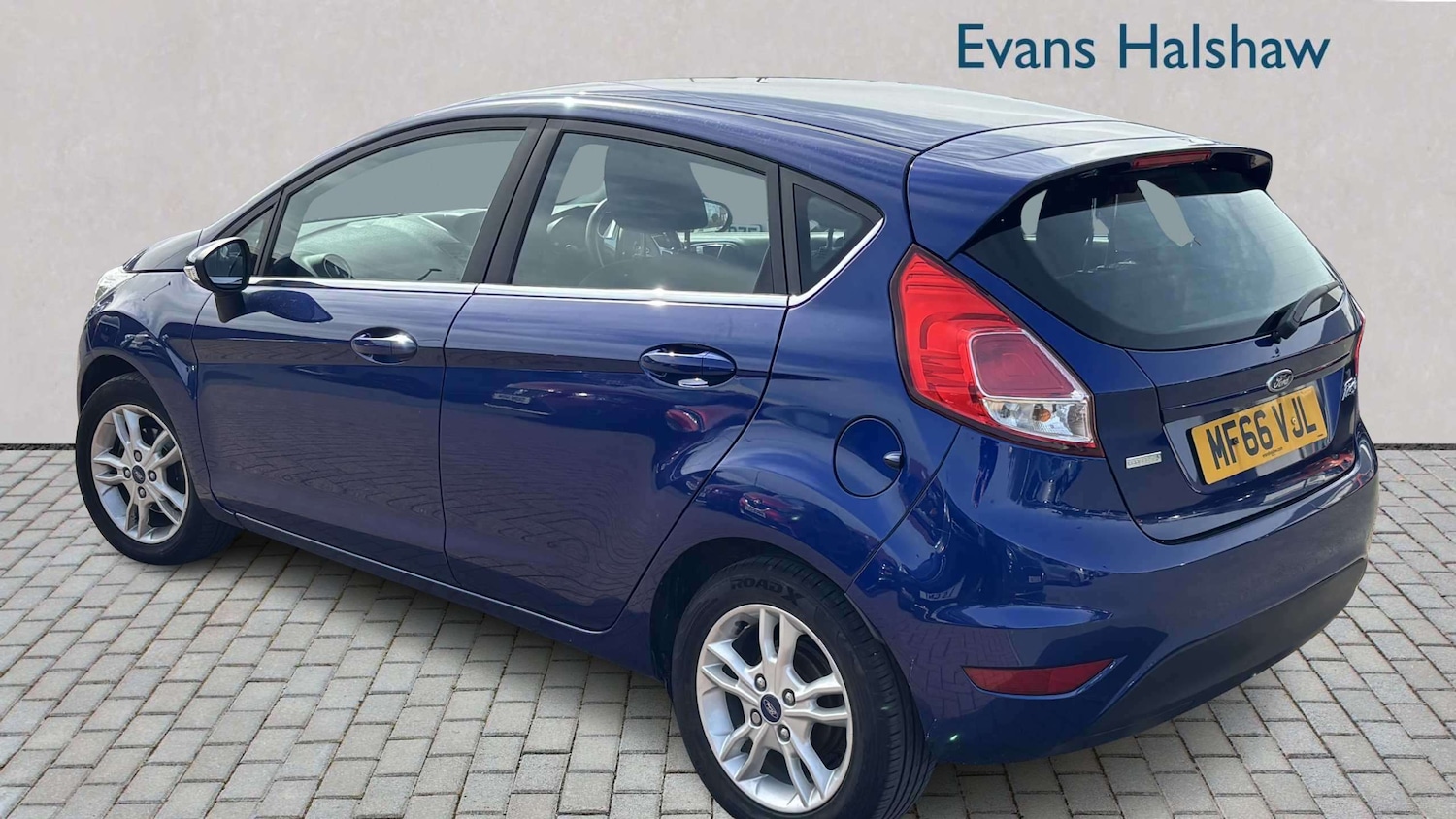 Used Ford Fiesta 2016 for sale - 78037708: Photo 2