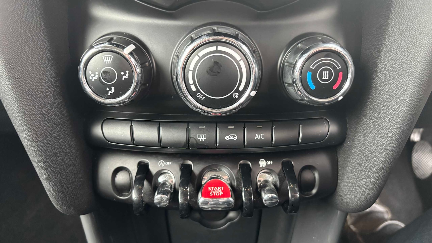 Used MINI Hatch 2019 for sale - 76540787: Photo 12