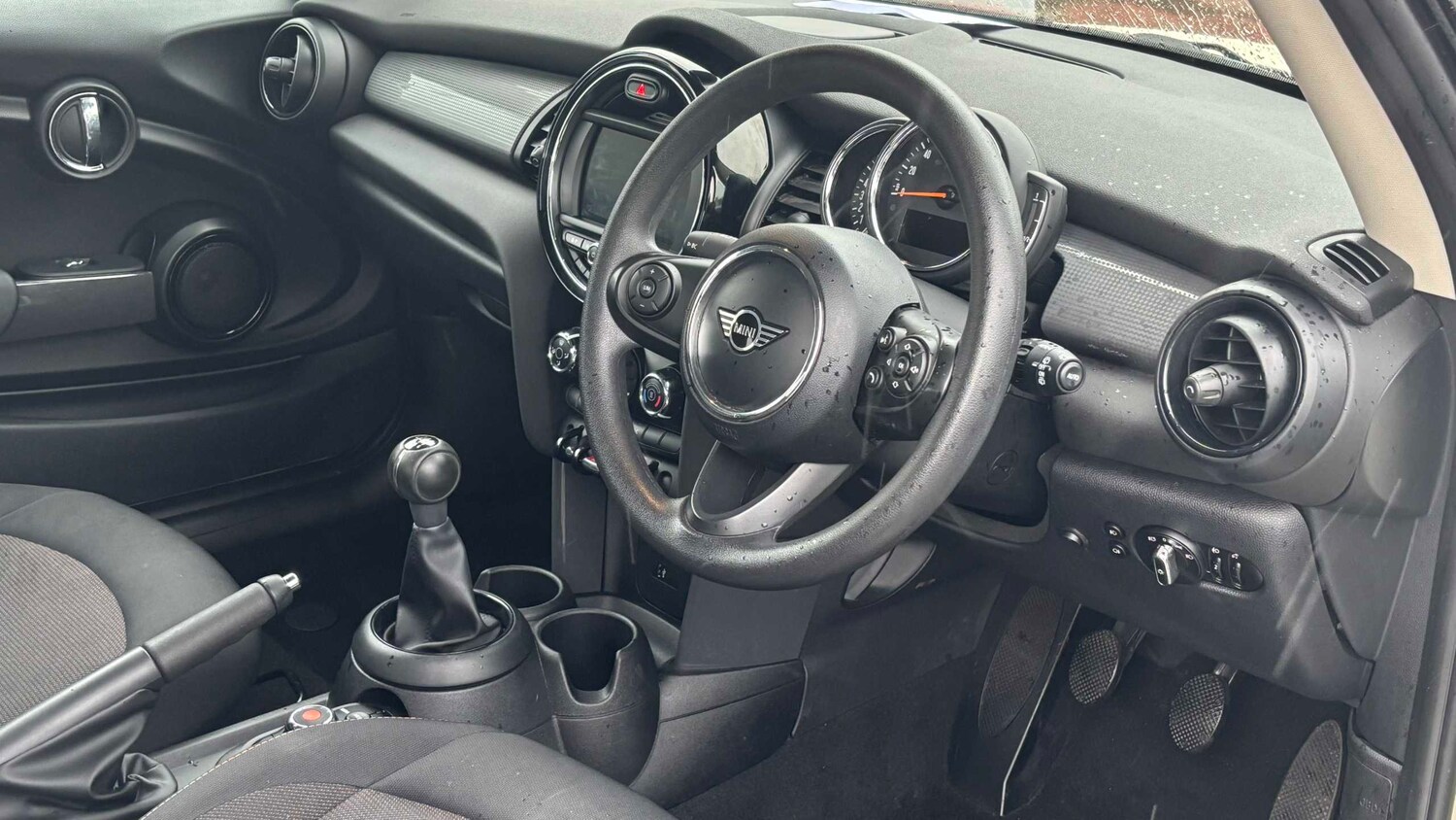 Used MINI Hatch 2019 for sale - 76540787: Photo 9