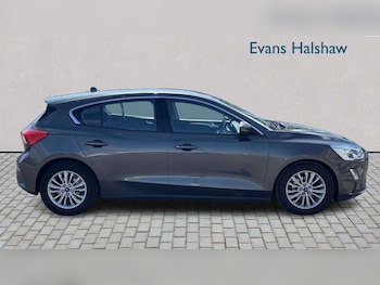 Used Ford Focus 2018 for sale - 78787389: Photo