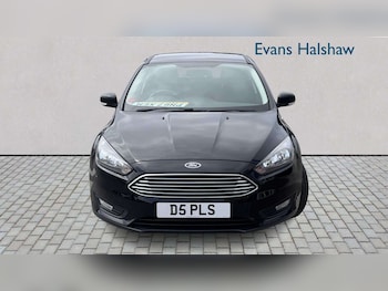 Used Ford Focus 2017 for sale - 79051613: Photo