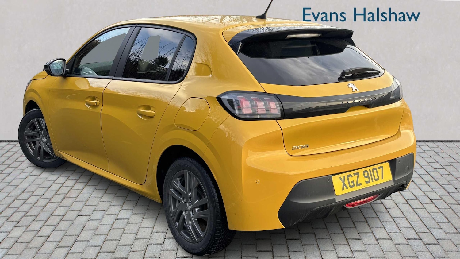 Used Peugeot 208 2022 for sale - 76875873: Photo 2