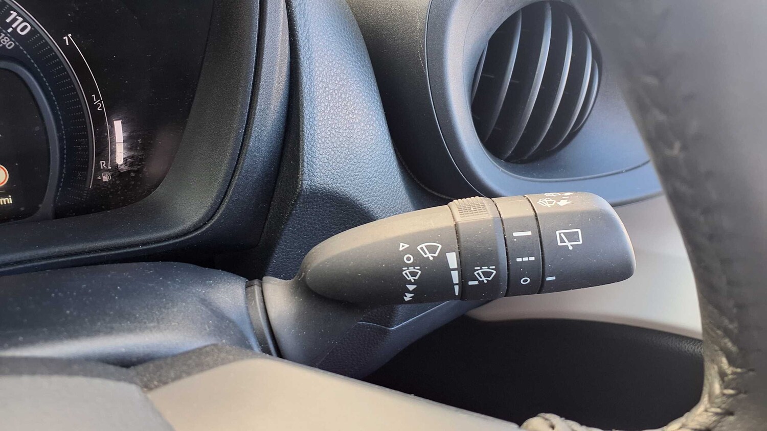Used Toyota Aygo X 2023 for sale - 75903181: Photo 30