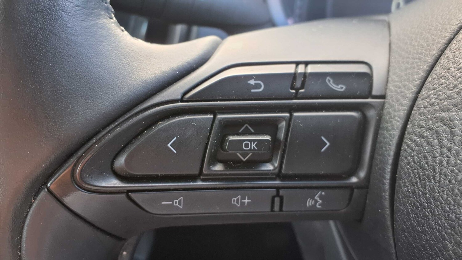 Used Toyota Aygo X 2023 for sale - 75903181: Photo 31