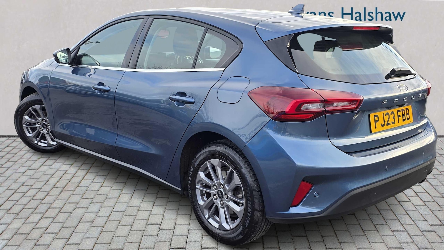 Used Ford Focus 2023 for sale - 77458458: Photo 2