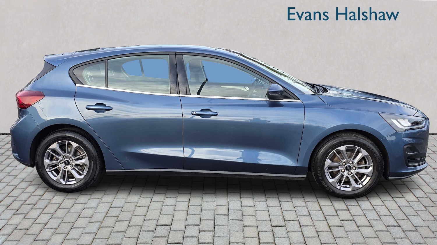 Used Ford Focus 2023 for sale - 77458458: Photo 4