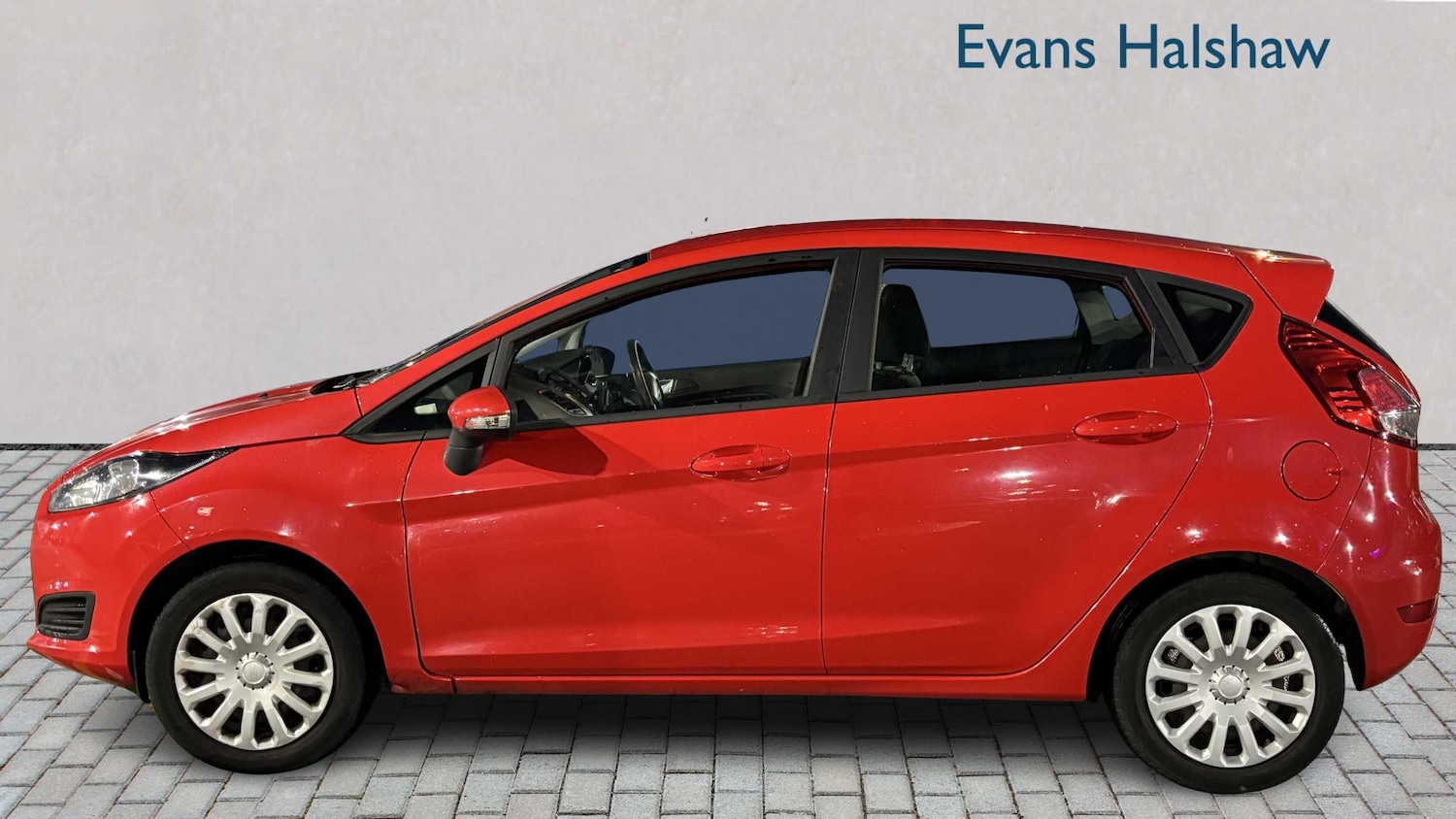 Used Ford Fiesta 2015 for sale - 76746194: Photo 3