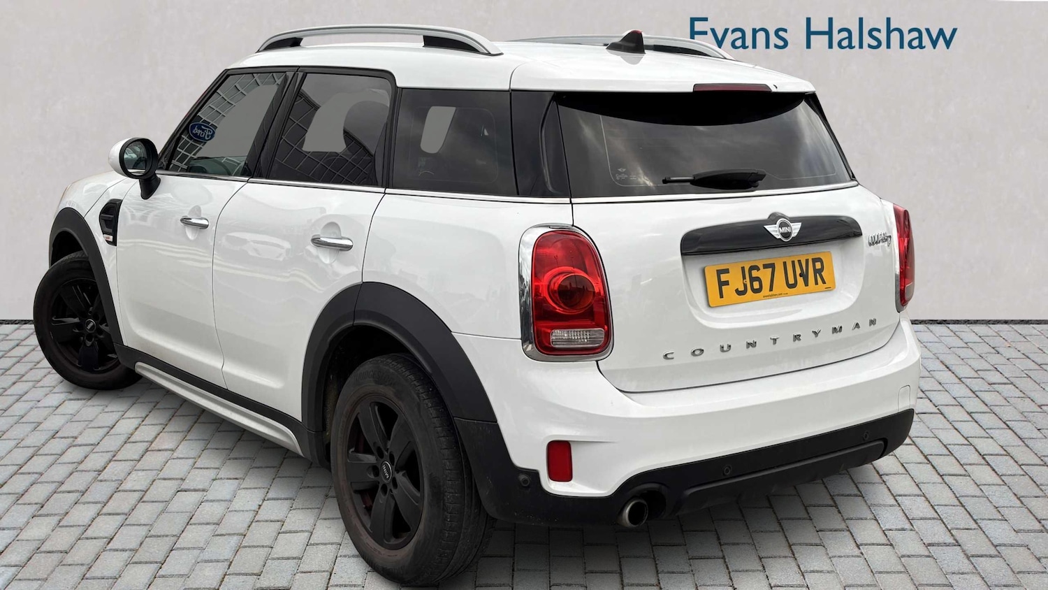Used MINI Countryman 2017 for sale - 77083104: Photo 2
