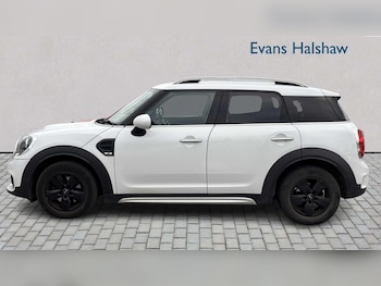 Used MINI Countryman 2017 for sale - 77083104: Photo