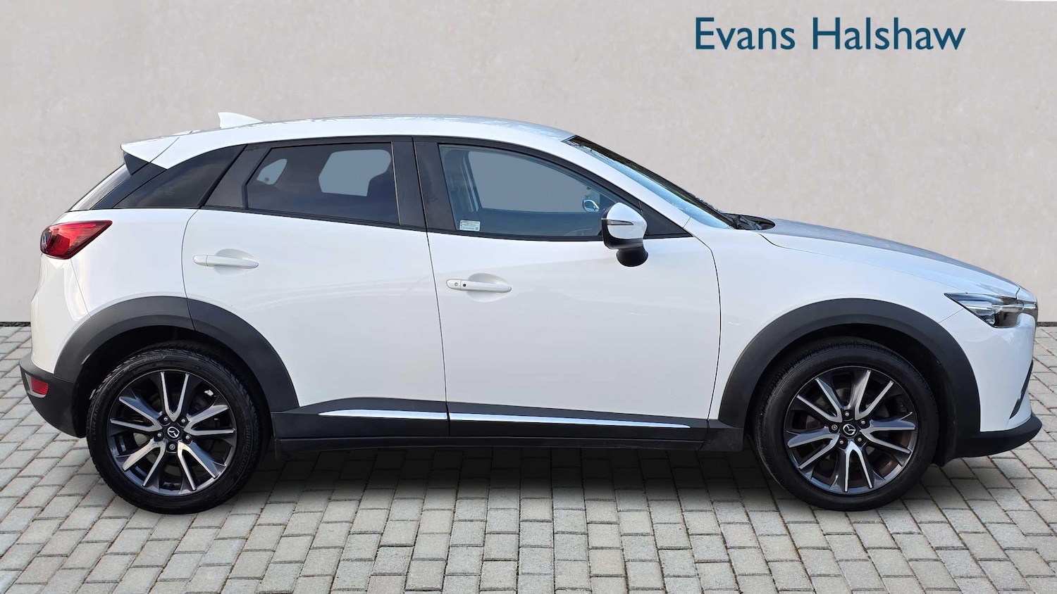 Used Mazda CX-3 2018 for sale - 76488128: Photo 2