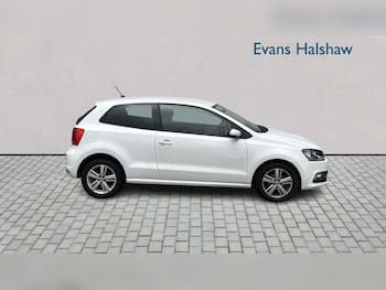 Used Volkswagen Polo 2017 for sale - 79535520: Photo