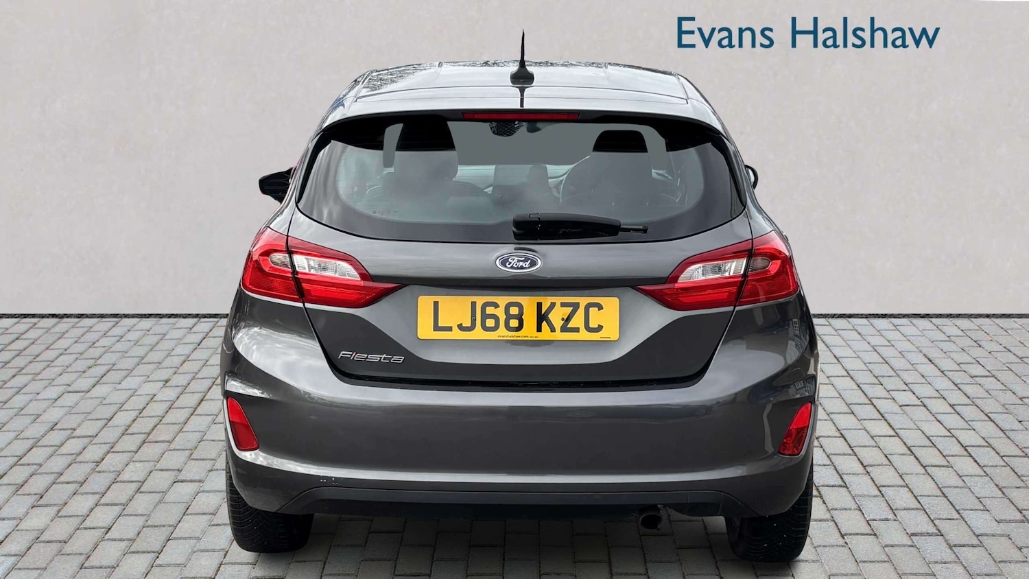 Used Ford Fiesta 2018 for sale - 77810935: Photo 3