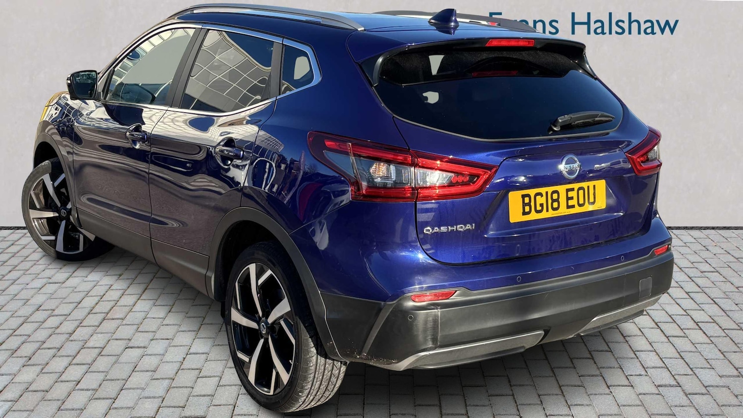 Used Nissan Qashqai 2018 for sale - 76648951: Photo 2