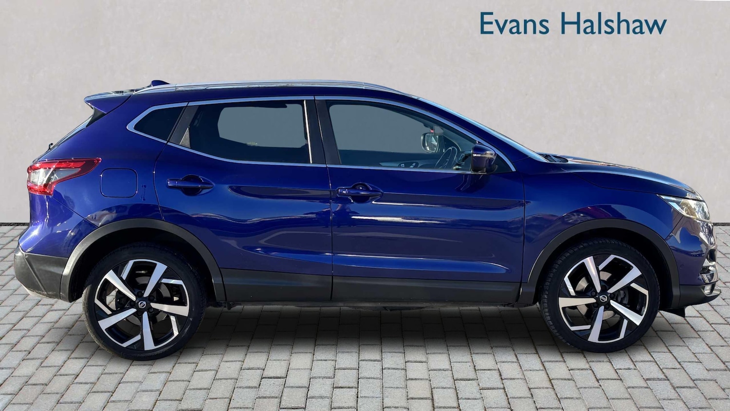 Used Nissan Qashqai 2018 for sale - 76648951: Photo 3