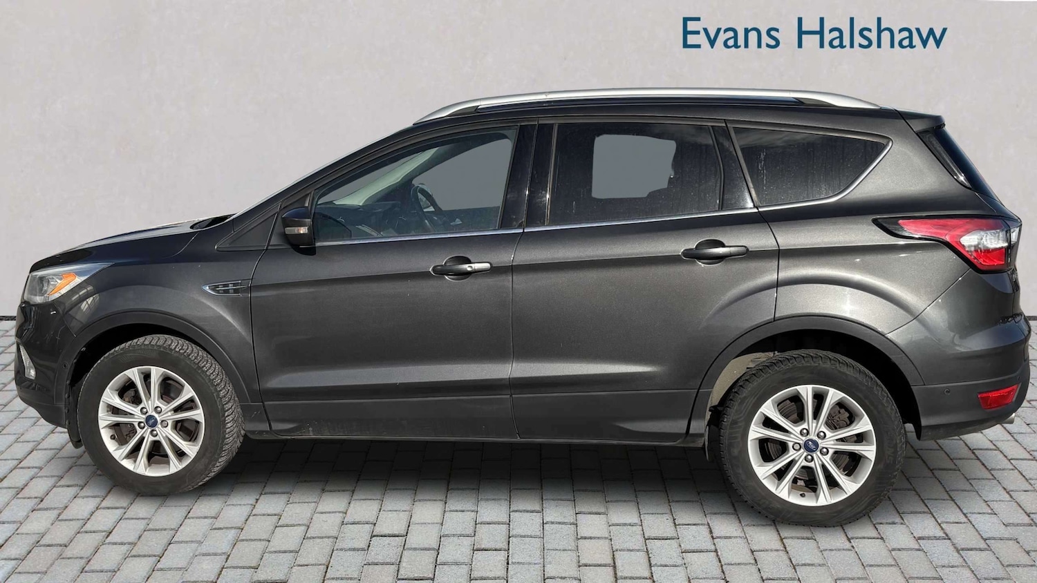 Used Ford Kuga 2017 for sale - 78188043: Photo 4
