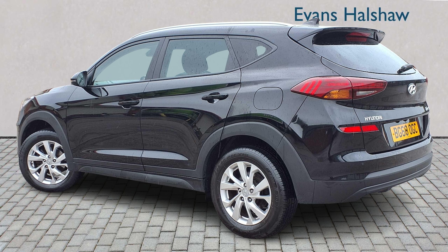 Used Hyundai TUCSON 2018 for sale - 76515556: Photo 2