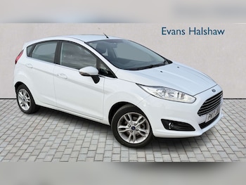 Used Ford Fiesta 2017 for sale - 77787010: Photo