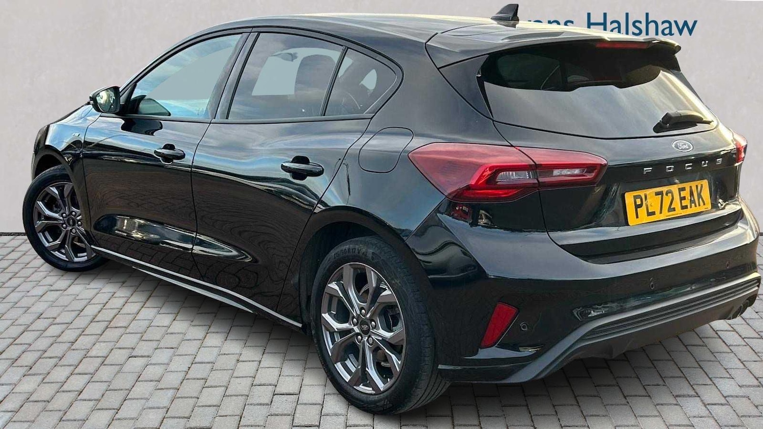 Used Ford Focus 2023 for sale - 77316451: Photo 2