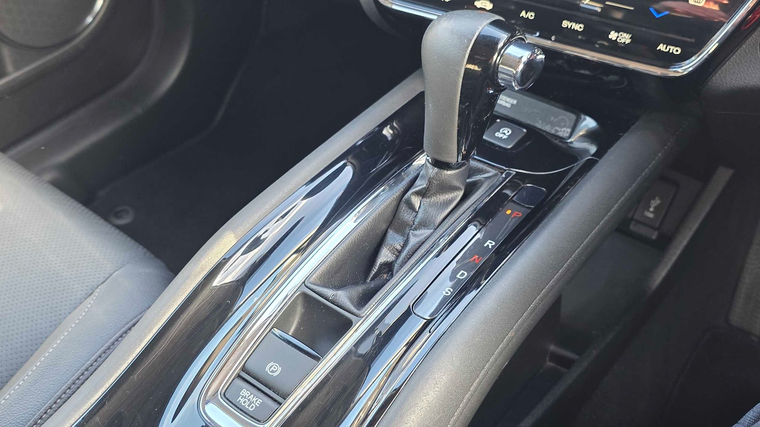 Used Honda HR-V 2020 for sale - 77158591: Photo 13