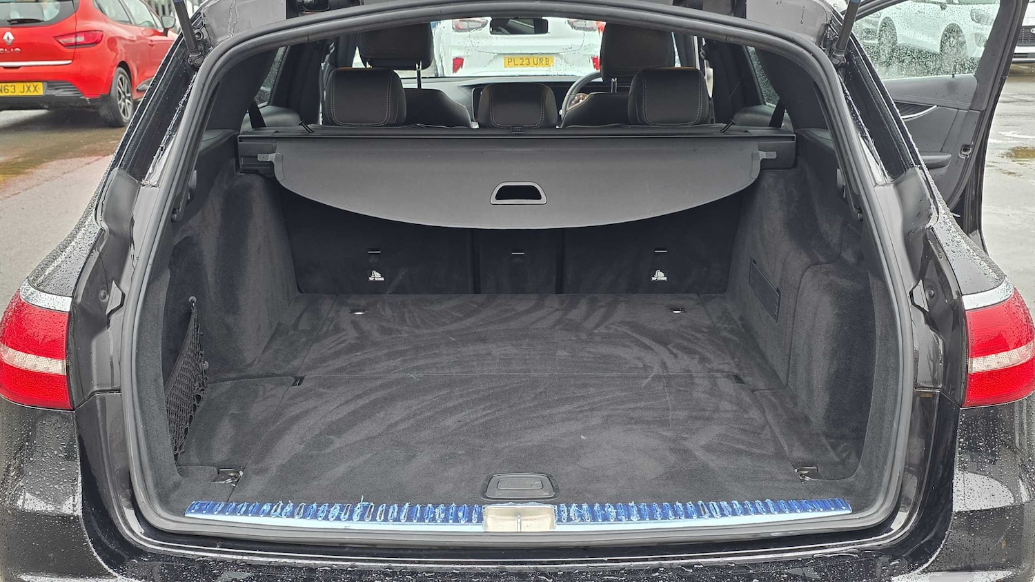 Used Mercedes-Benz E Class 2019 for sale - 77316456: Photo 12