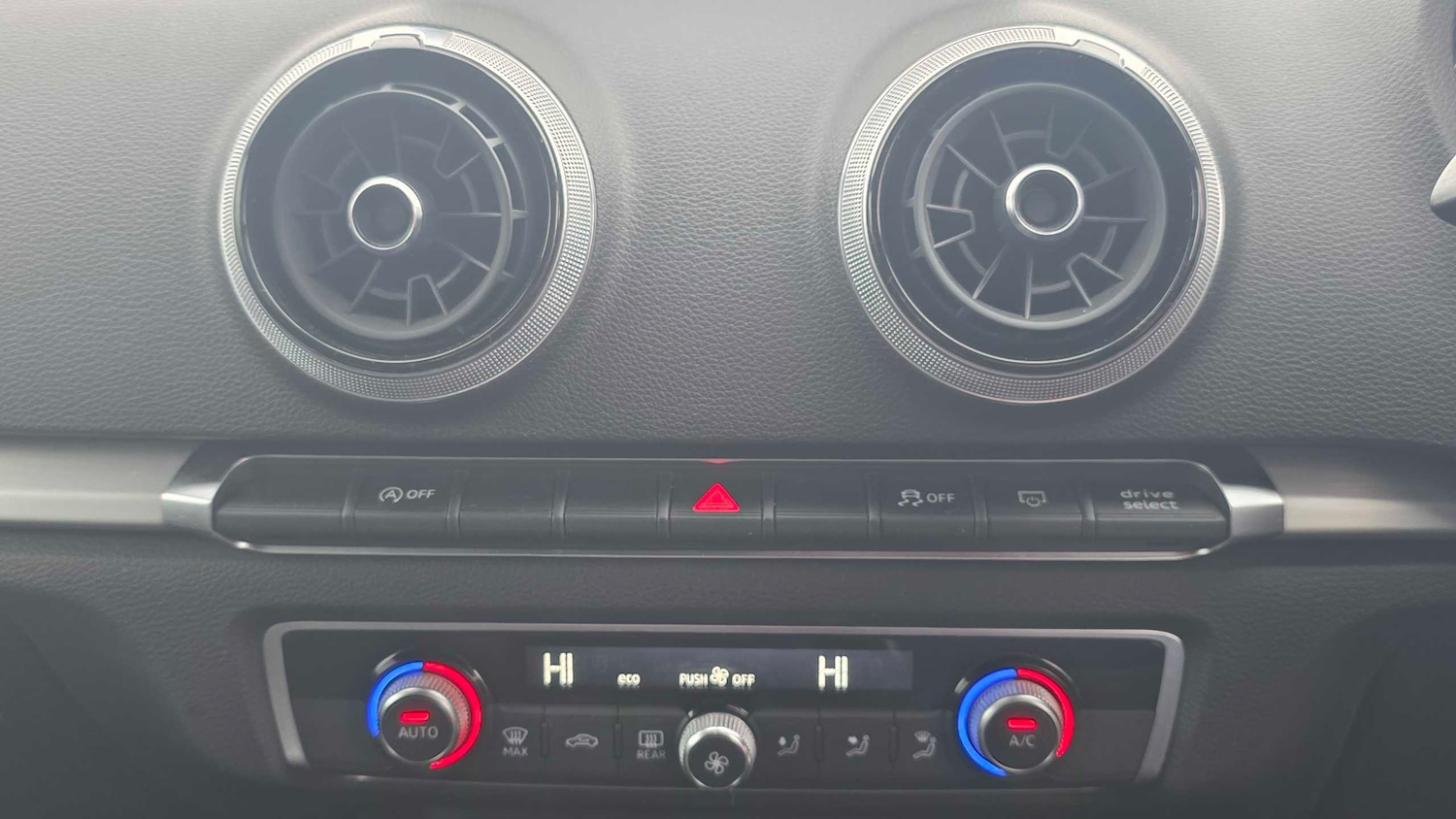 Used Audi A3 2018 for sale - 77500395: Photo 14