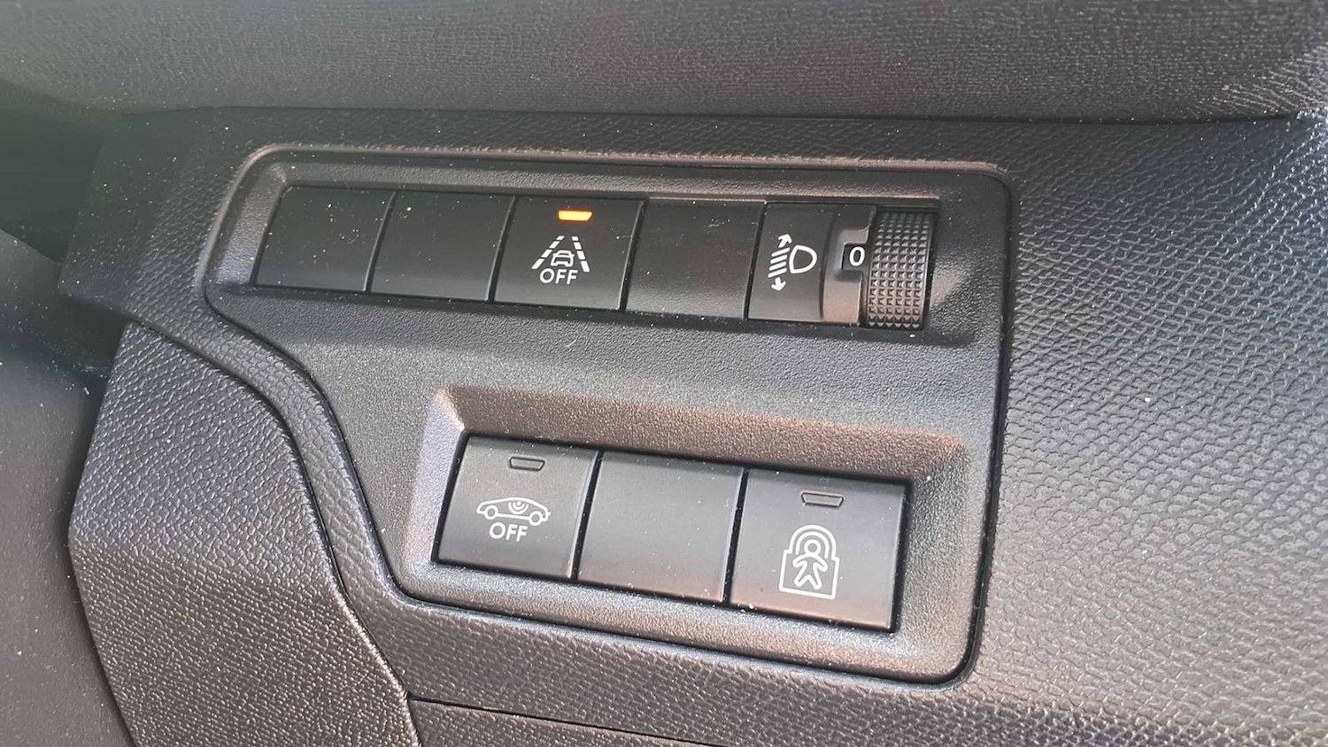 Vehicle 32