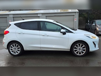 Used Ford Fiesta 2019 for sale - 77577378: Photo
