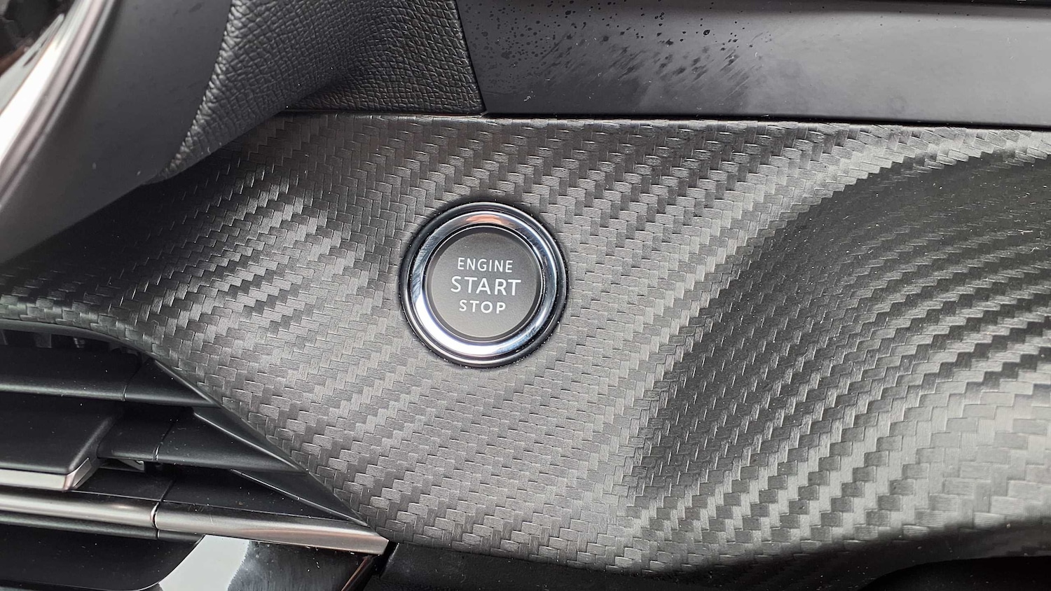 Used Peugeot 2008 2023 for sale - 75812619: Photo 25