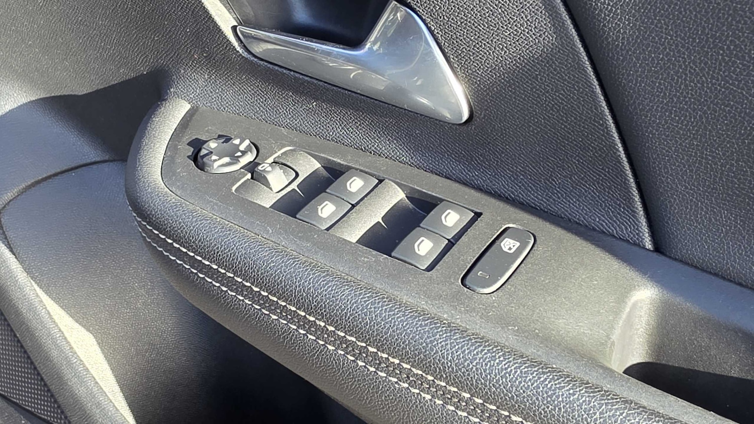 Used Vauxhall Mokka 2023 for sale - 76435640: Photo 16