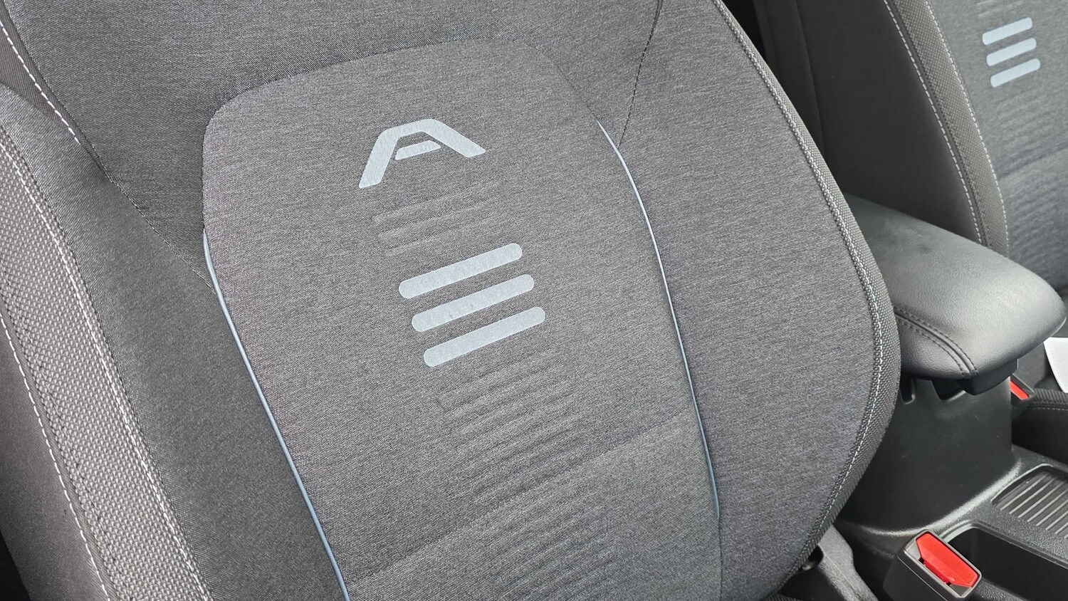 Used Ford Focus 2023 for sale - 76636746: Photo 15