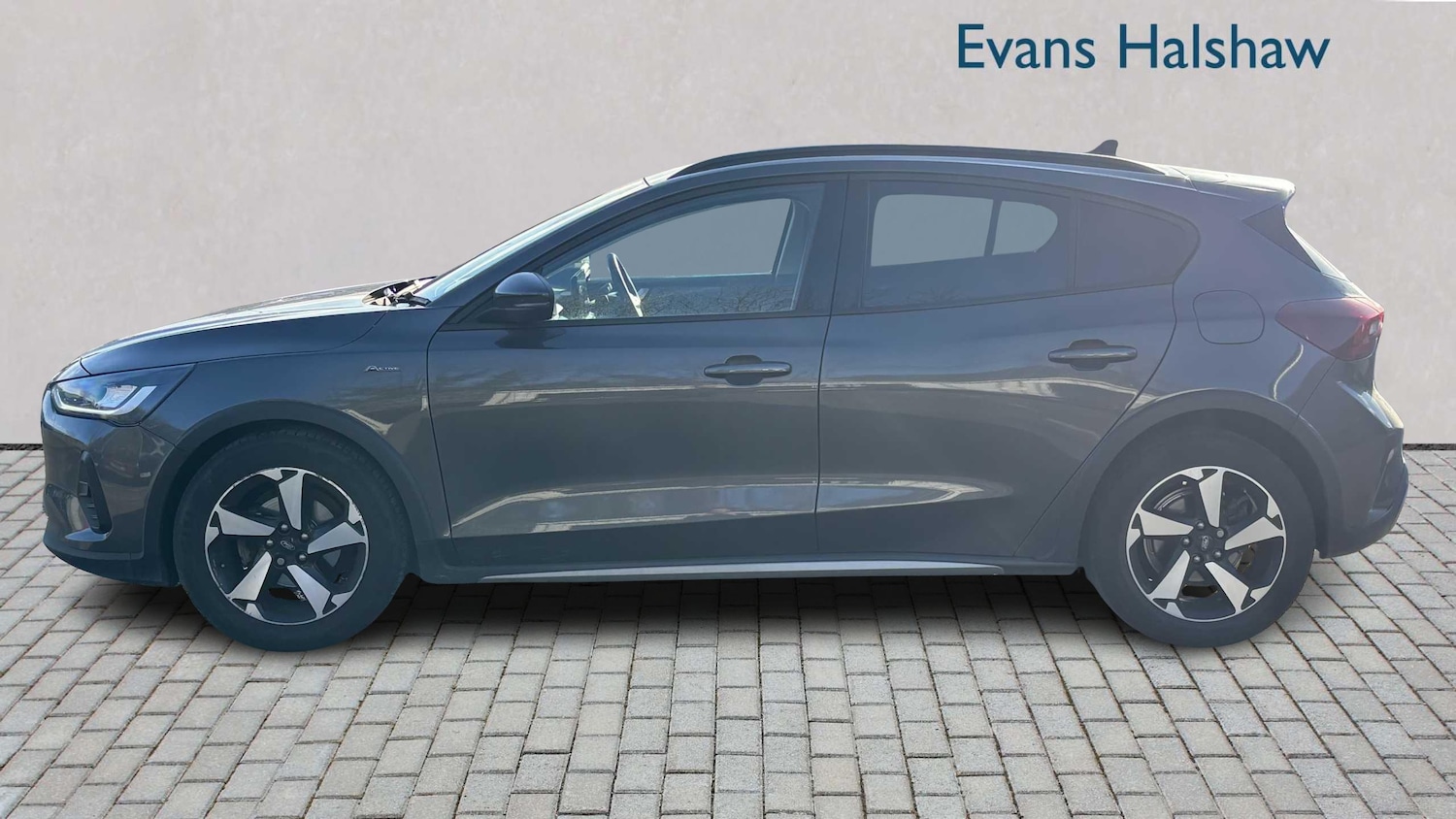 Used Ford Focus 2023 for sale - 76636746: Photo 5