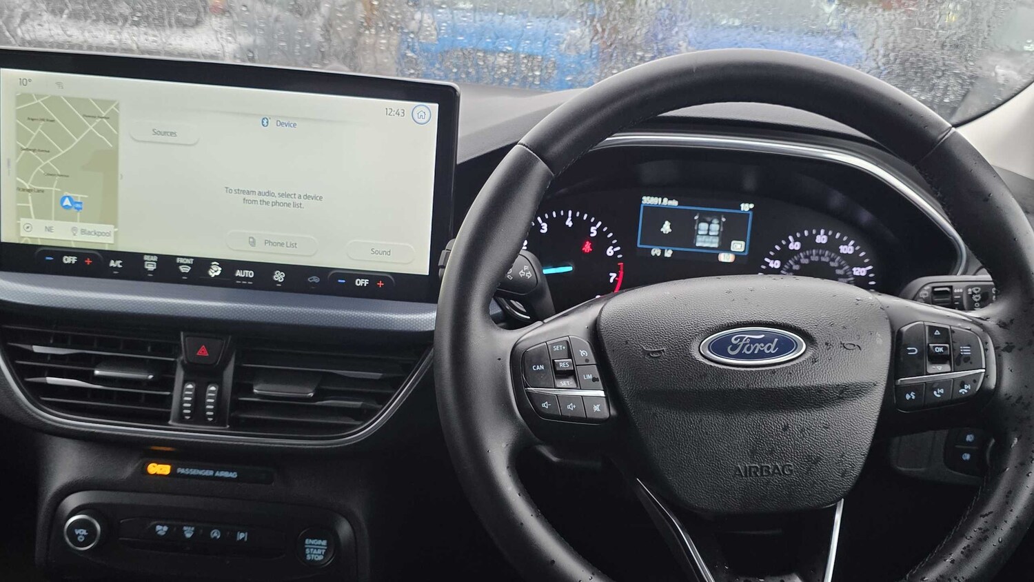 Used Ford Focus 2023 for sale - 76636746: Photo 9