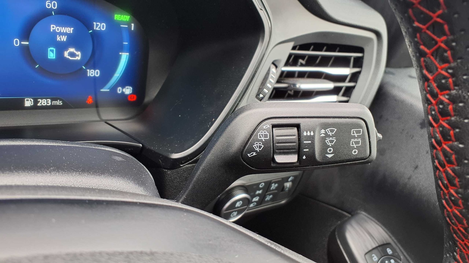 Used Ford Kuga 2023 for sale - 75813014: Photo 30