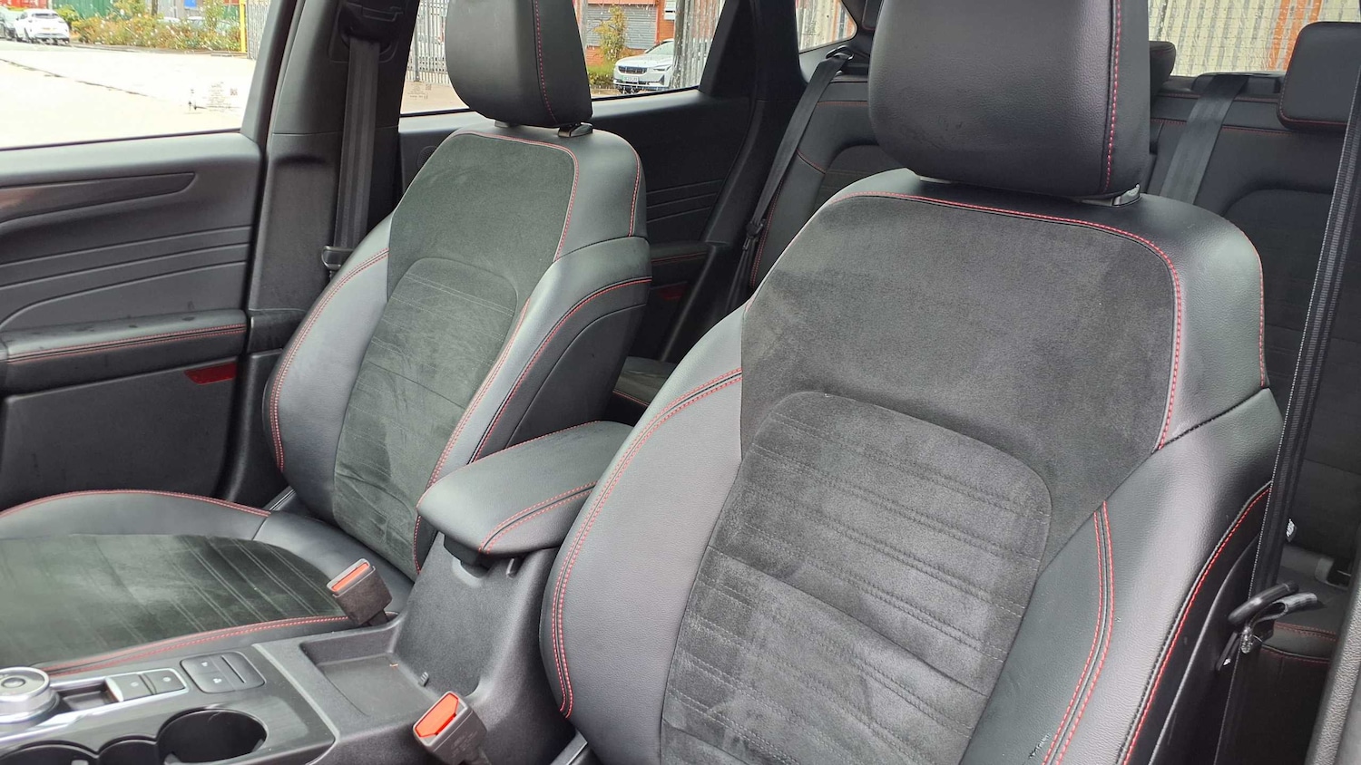 Used Ford Kuga 2023 for sale - 75813014: Photo 35