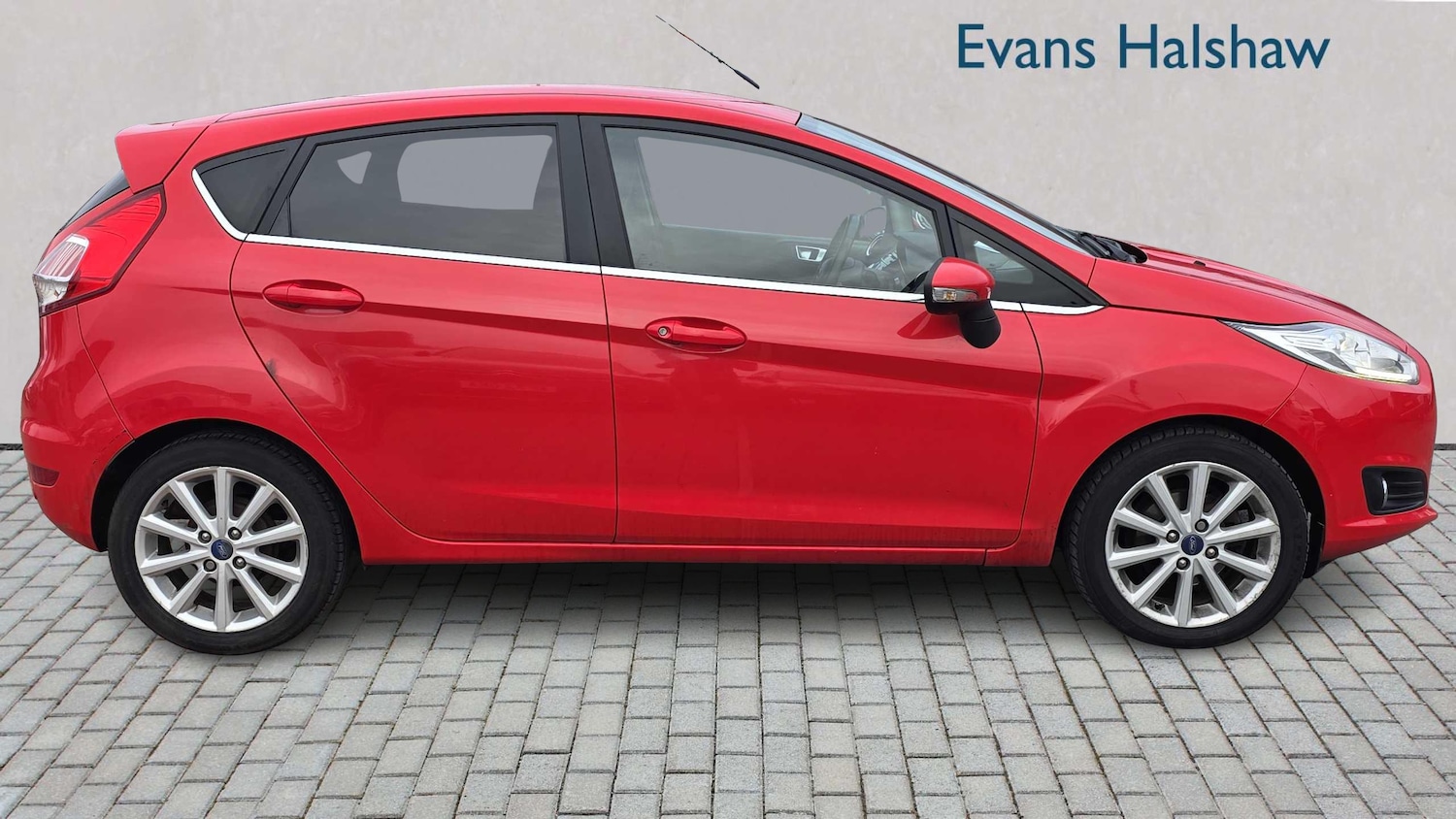 Used Ford Fiesta 2015 for sale - 77638467: Photo 3