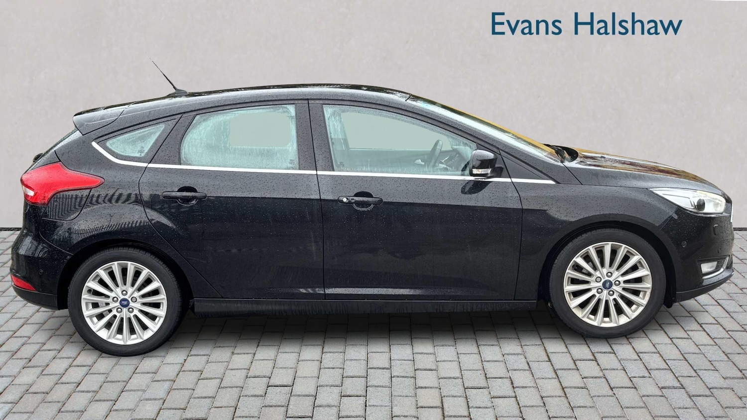 Used Ford Focus 2017 for sale - 76540862: Photo 3