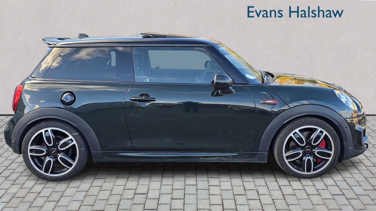 Used MINI Hatch 2019 for sale - 76378778: Photo 2