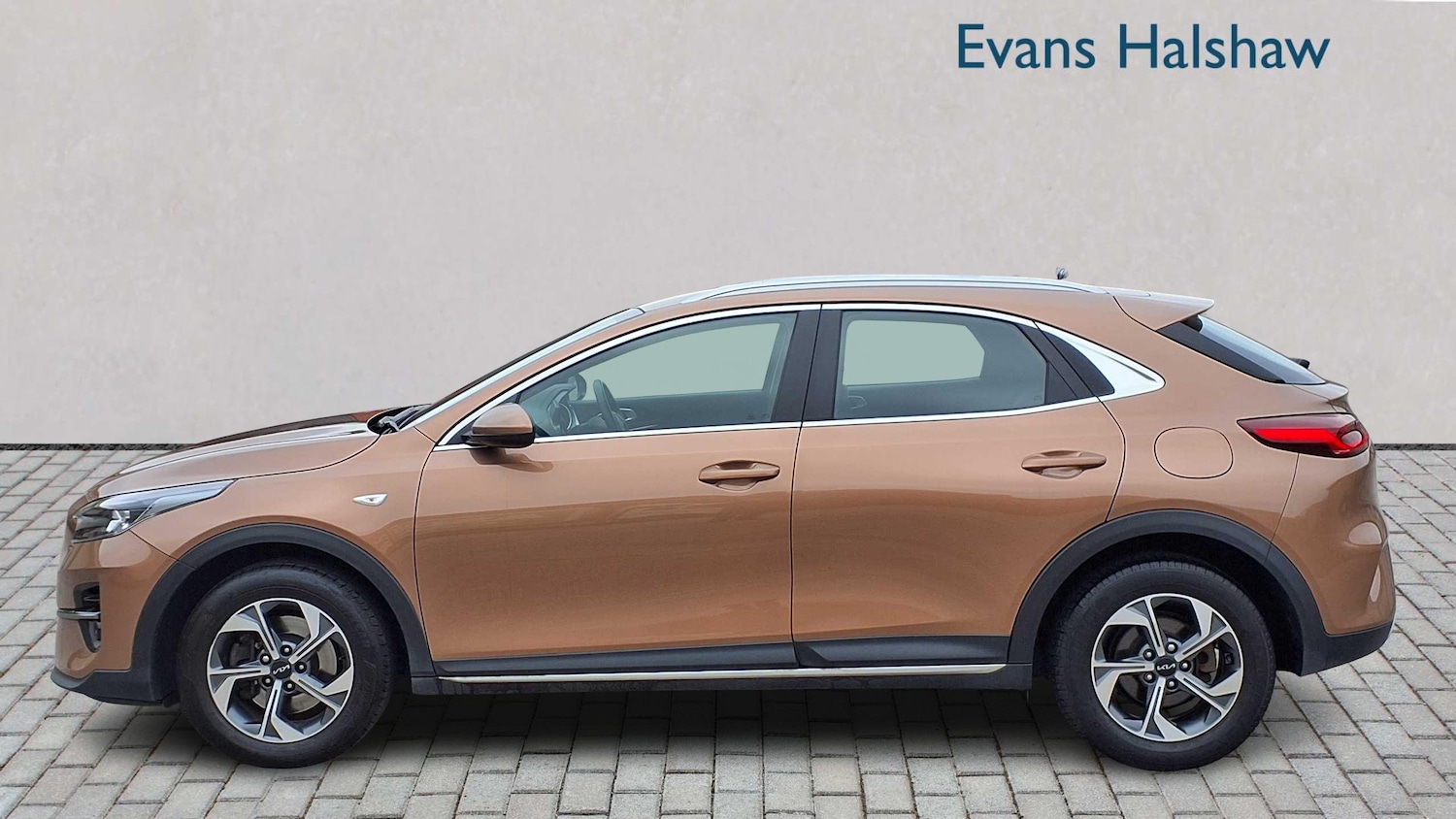 Used Kia XCeed 2022 for sale - 76170043: Photo 4