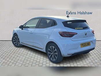 Used Renault Clio 2021 for sale - 77361475: Photo