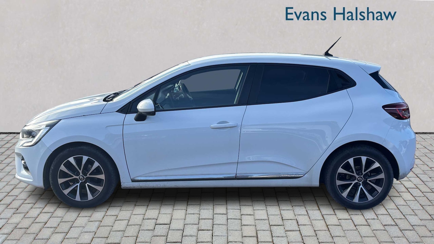 Used Renault Clio 2021 for sale - 77361475: Photo 5