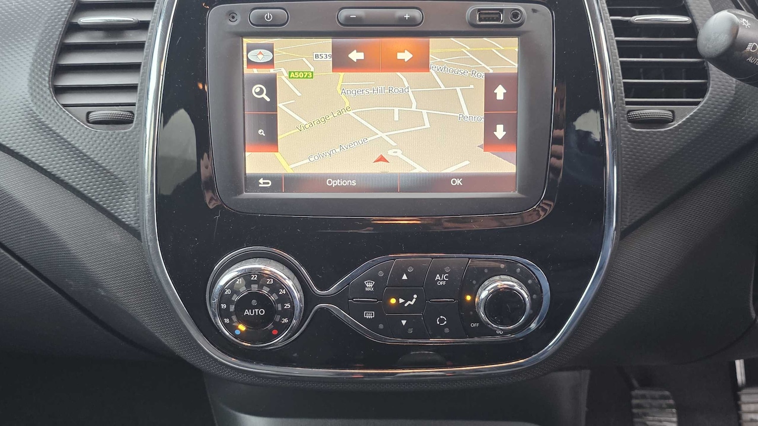 Used Renault Captur 2016 for sale - 77099628: Photo 10