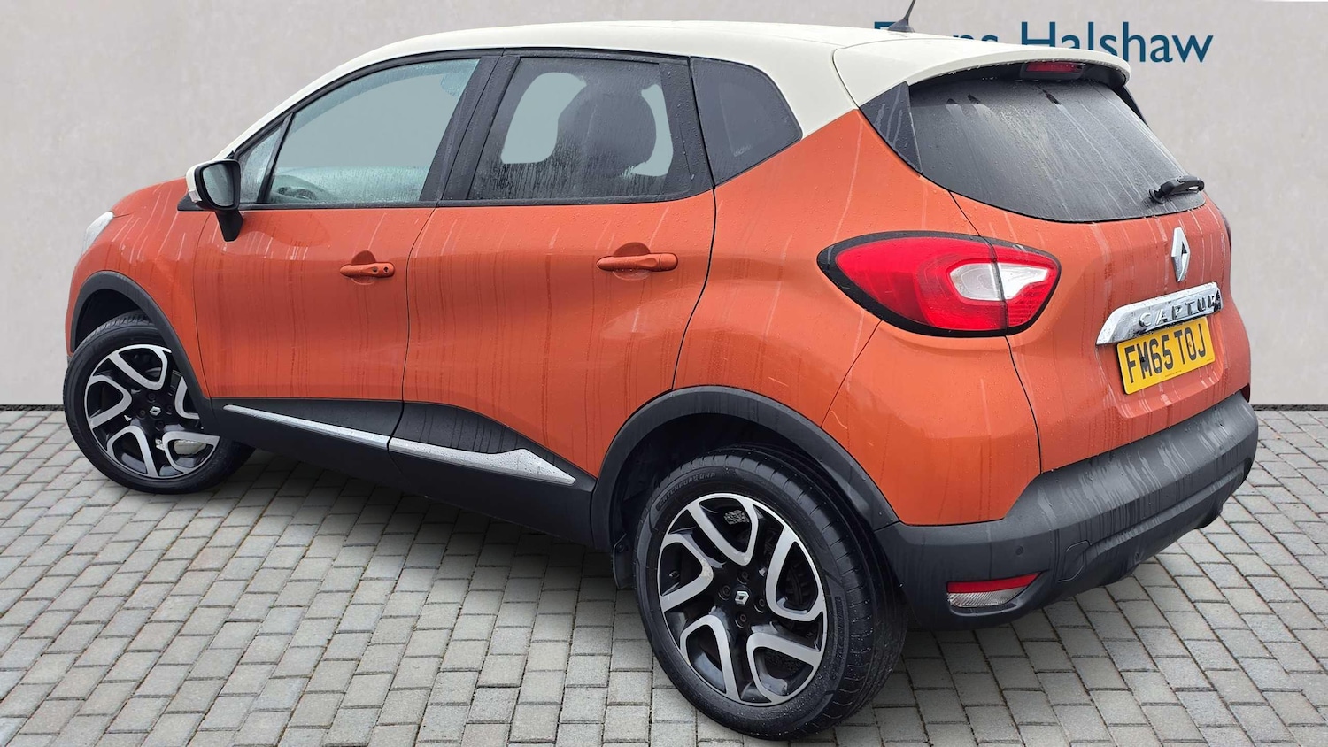 Used Renault Captur 2016 for sale - 77099628: Photo 2