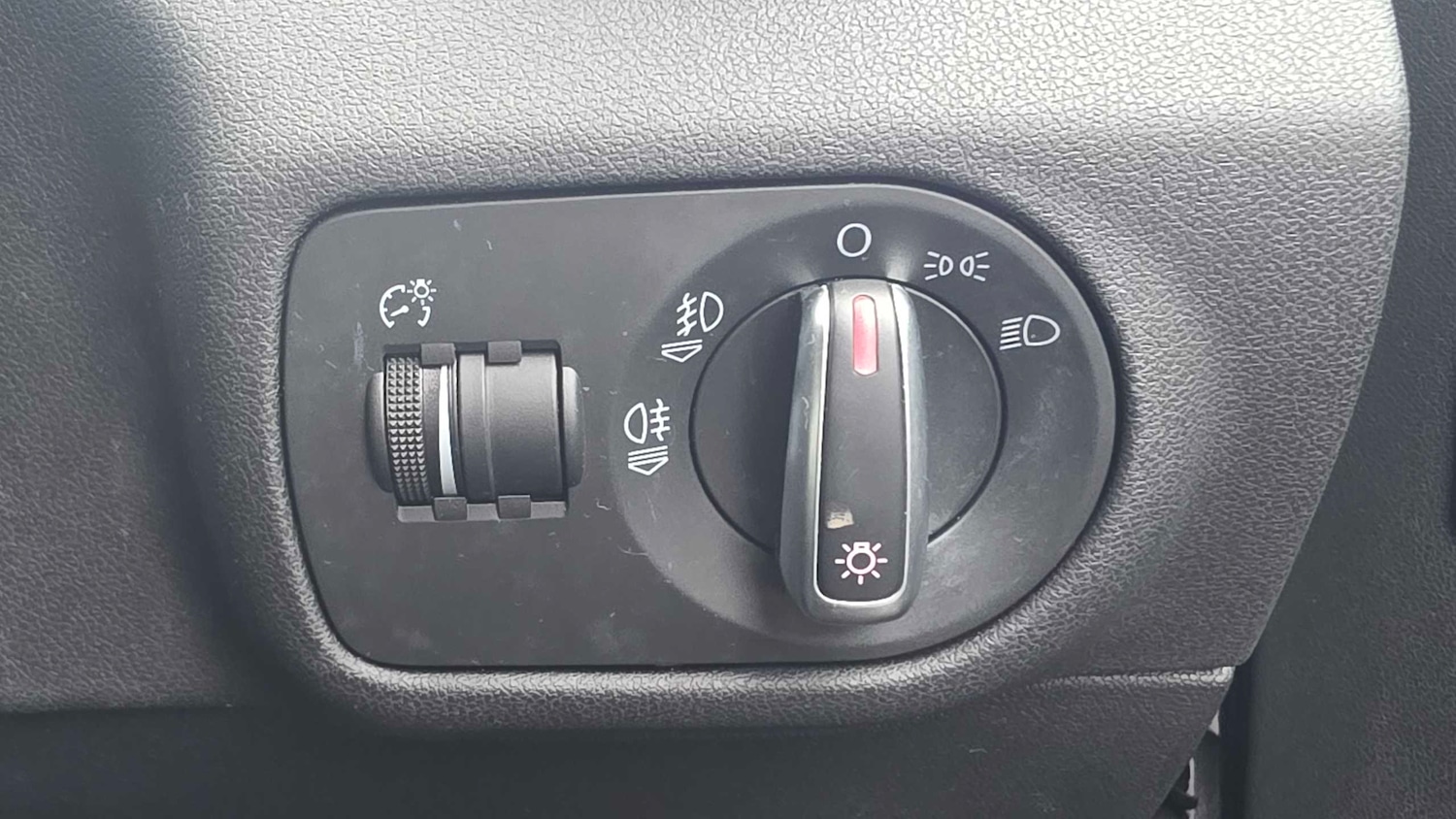 Used Audi A1 2016 for sale - 77334002: Photo 10