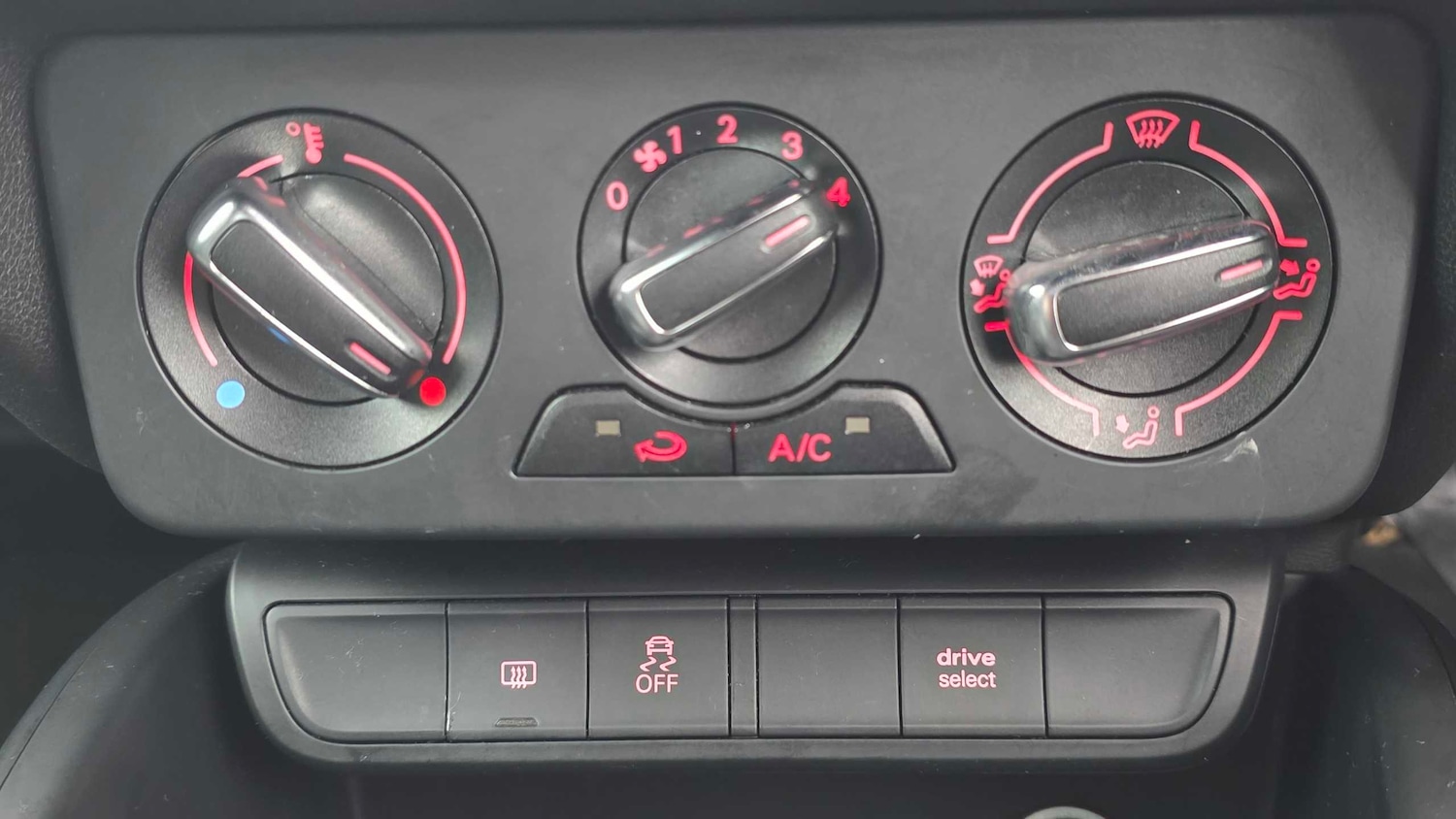 Used Audi A1 2016 for sale - 77334002: Photo 13