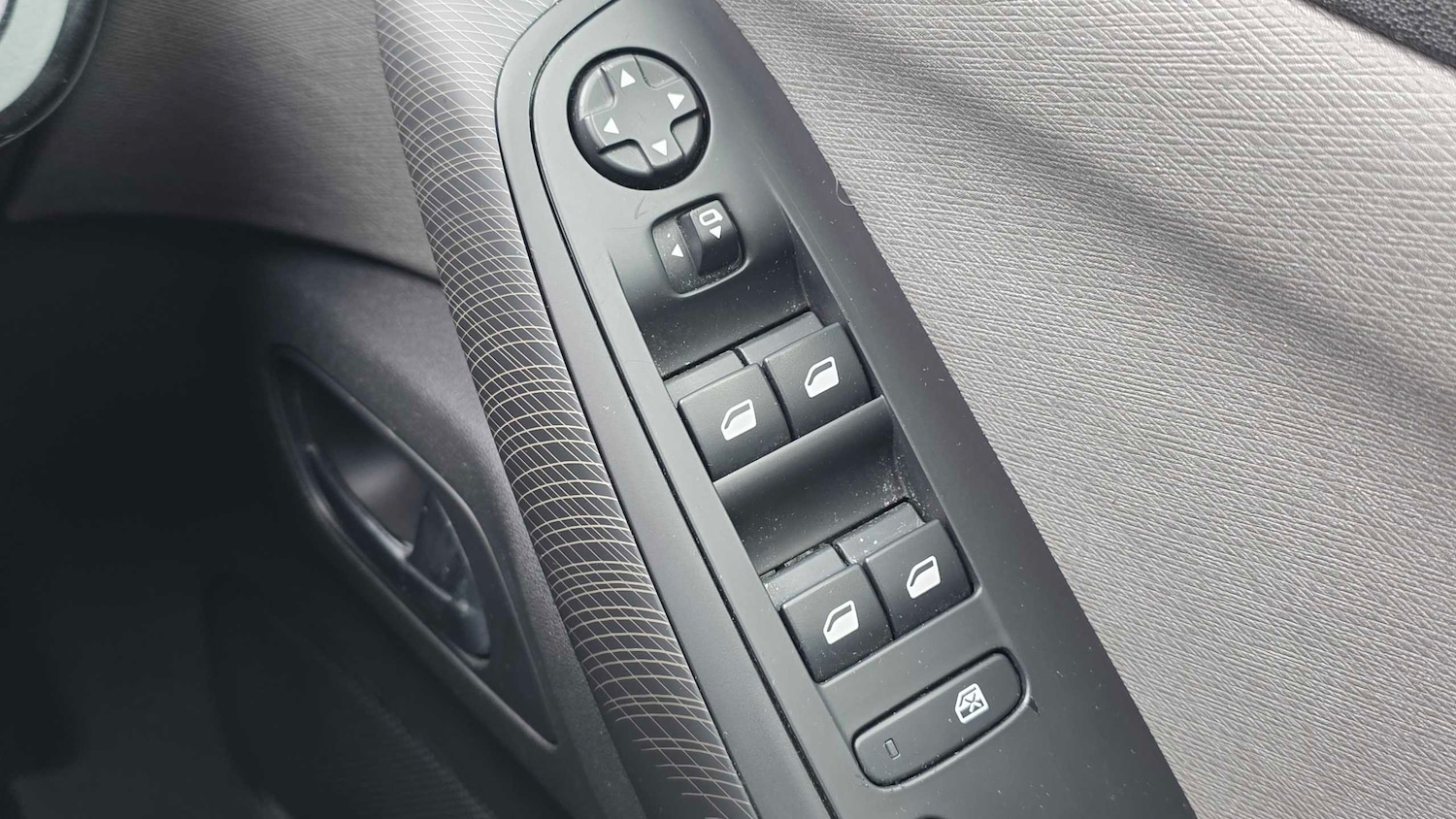 Used Citroen Grand C4 Picasso 2015 for sale - 77178875: Photo 15