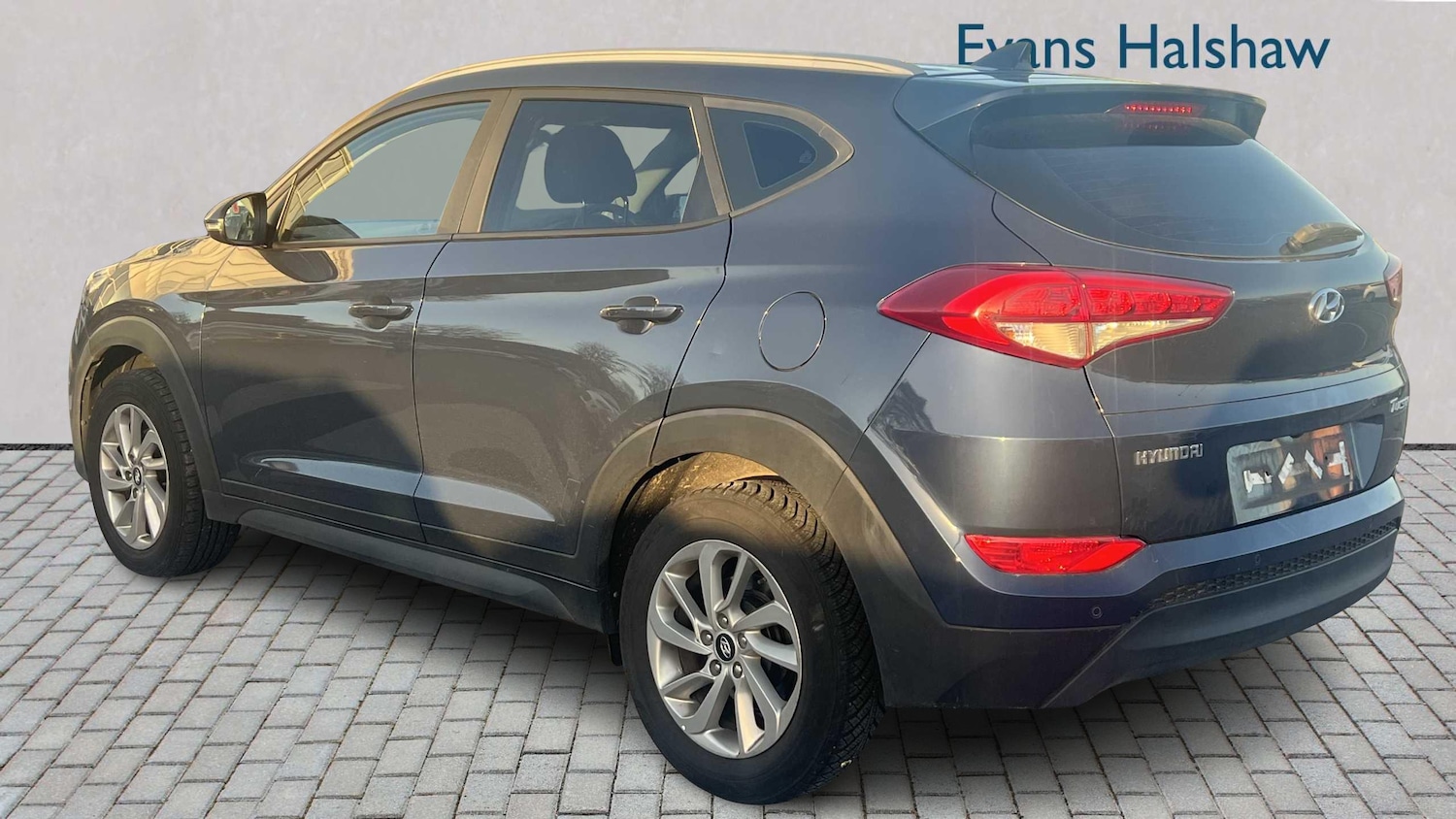 Used Hyundai TUCSON 2018 for sale - 76523996: Photo 2