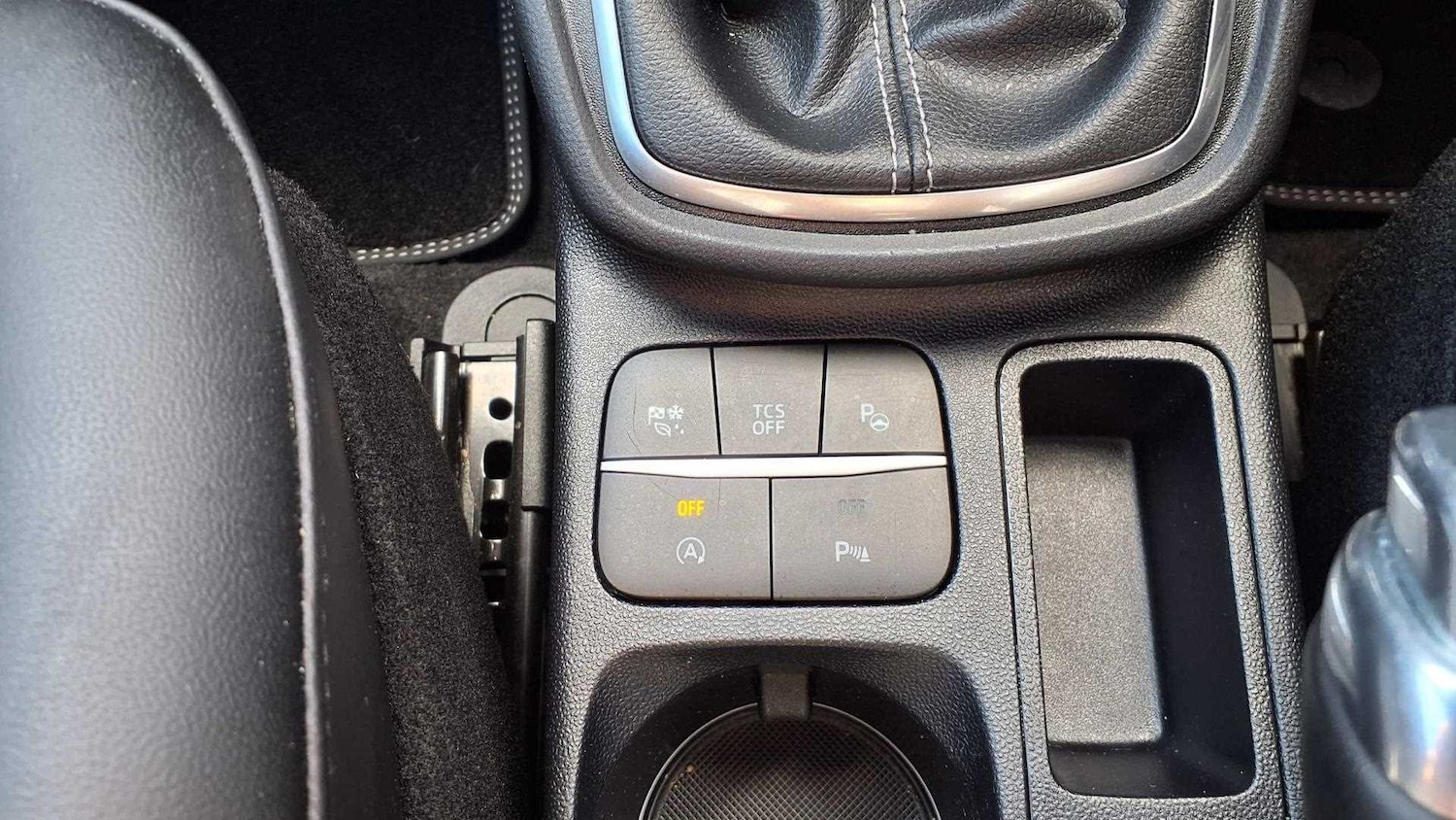 Vehicle 28